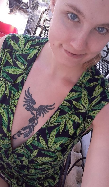 mislonglegs pornstar img