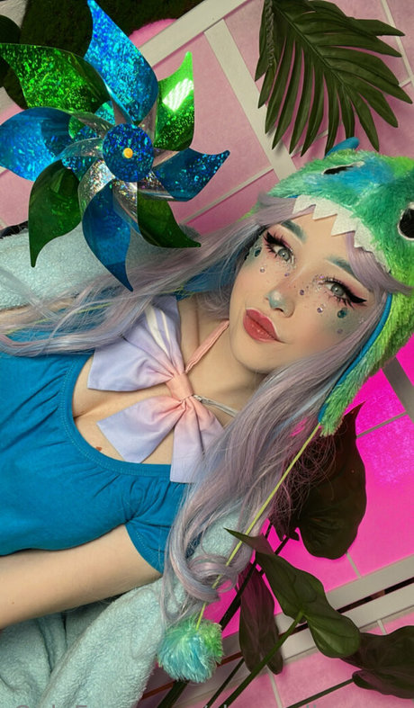 SleepyDinosaur art star photos