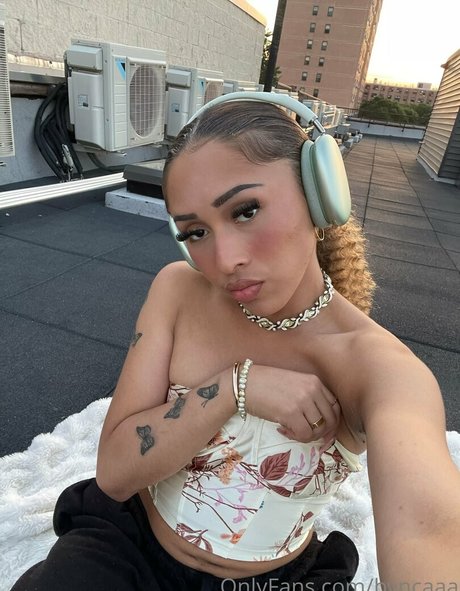 bvncaaa hot actress image