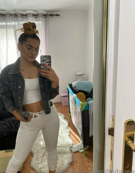 lindanew erotic pornstar img