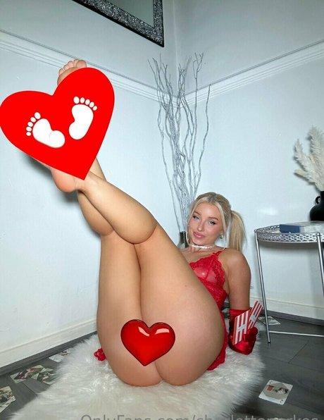 charlotteparkes pretty star photos