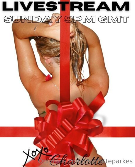 charlotteparkes sexy actress img