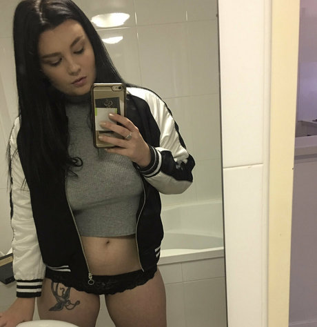 scarletfayx exclusive star img