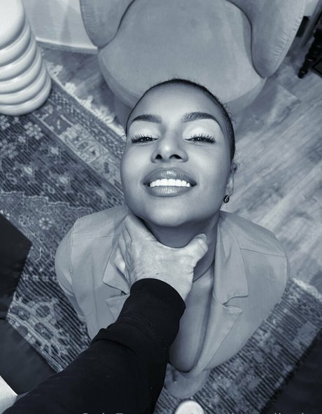 carolinneoliveira star xxx pictures