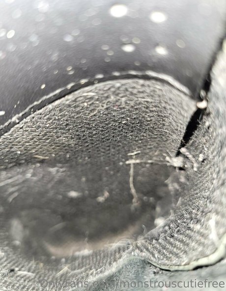 monstrouscutiefree star naked photos