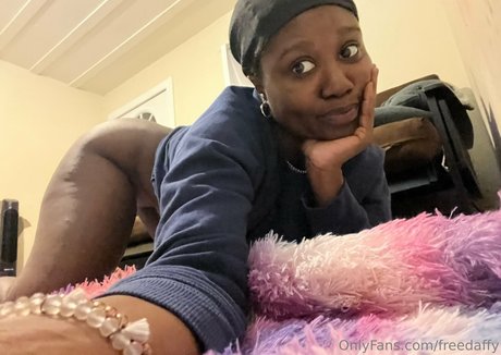 freedaffy hot actress photos