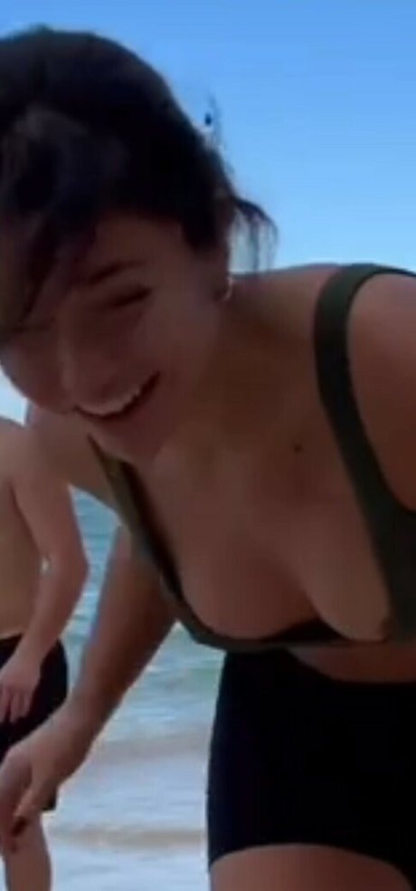 Tabitha Swatosh Quick photo