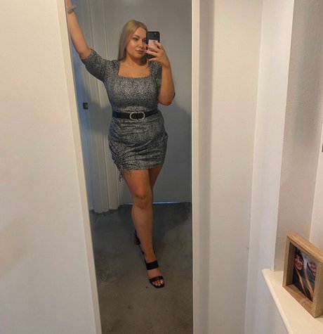 Lucy Whittingham hd star gallery