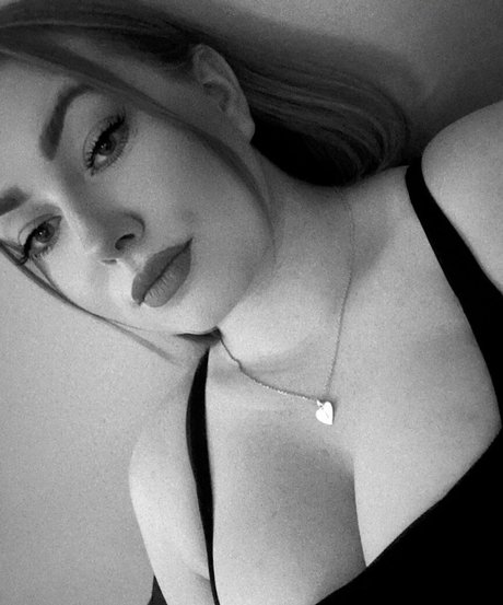 Lucy Whittingham pornstar top images