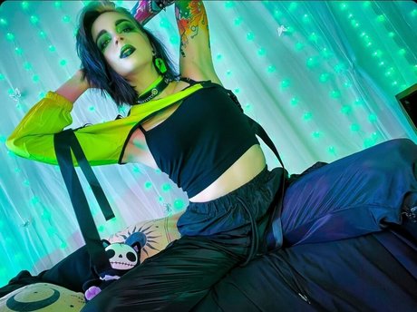 Flickerspark hot star picture