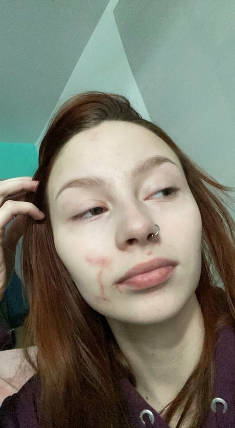 vmberr model top pic