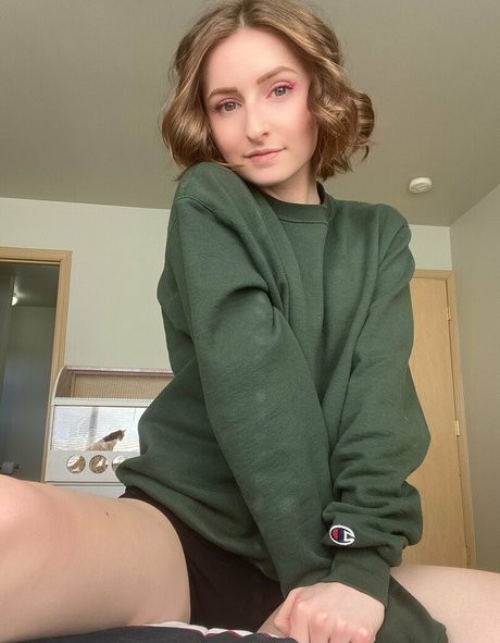 xkatiexxxpremium star nudes image