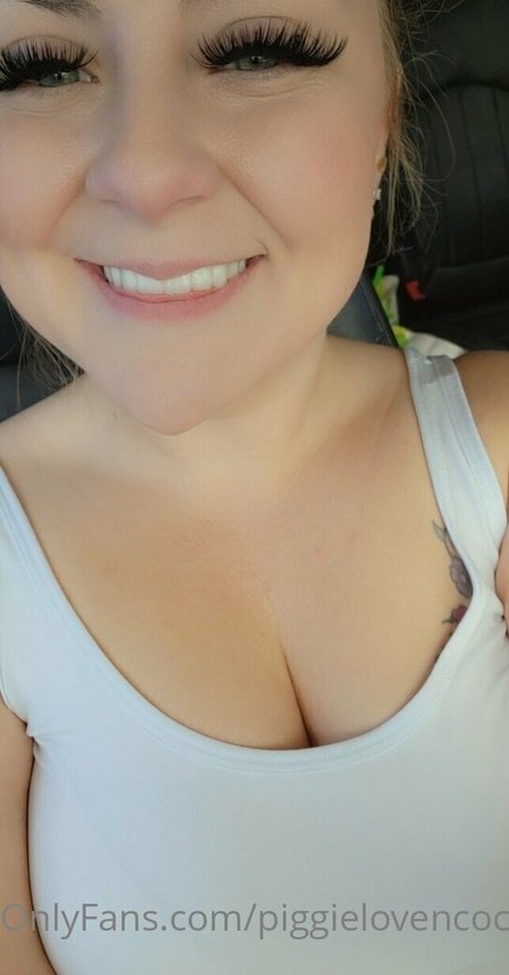 piggielovencock xxx actress pics