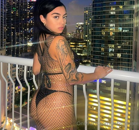 ashsprivate pornstar naked photos