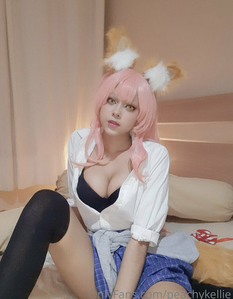 peachykellie star pornographic photos