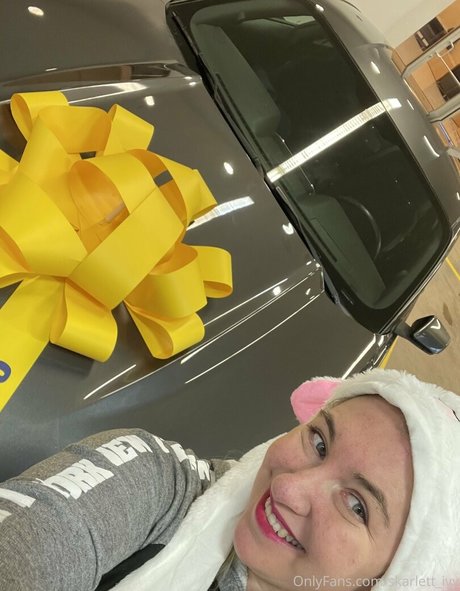 skarlett ivy model top pictures