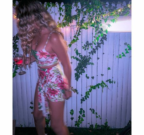 jerk onlyfans nude archive