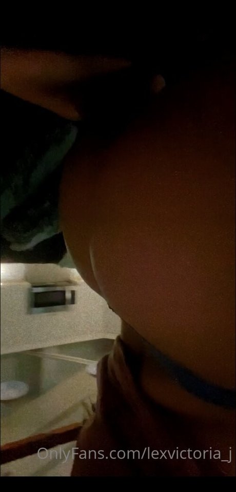 beautiful japanese onlyfans hot sex image