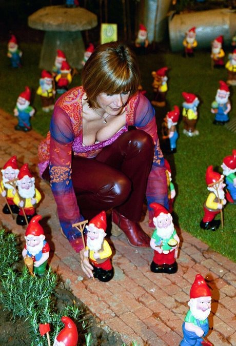 Carole Smillie star perfect archive