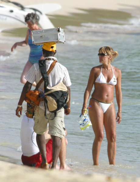 Carole Smillie naked pornstar pictures