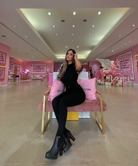 Rosalie Verte best pornstar pics