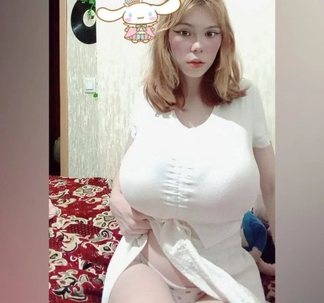 Kitty Keettt model nude galleries