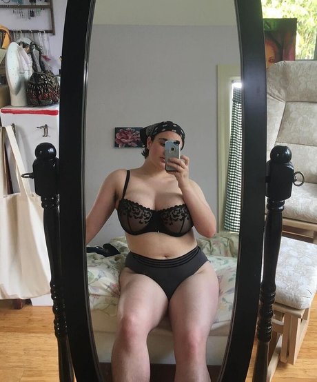 Alida Roos pornstar pretty gallery