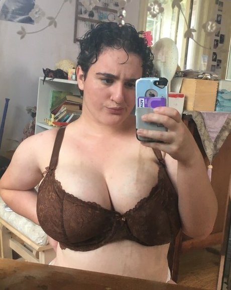 Alida Roos star pornographic img