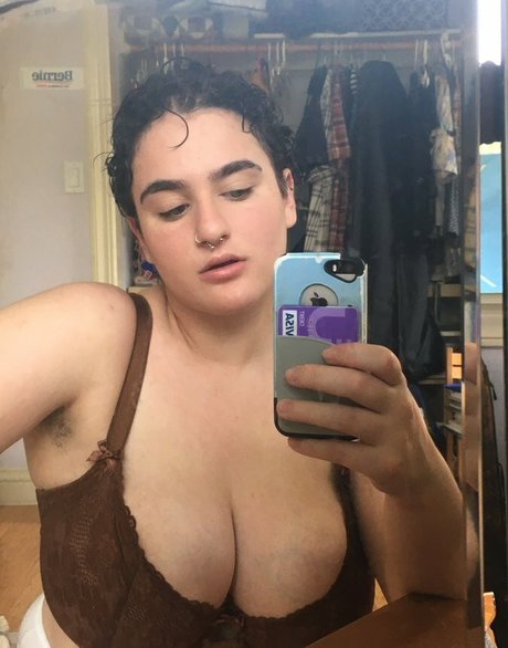 Alida Roos pornstar nudes gallery