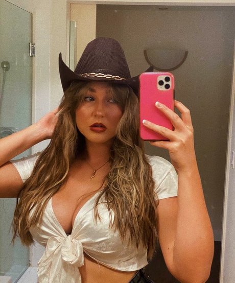 Helayna Birkett free actress images