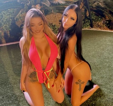 Laylawhite model sexy photo