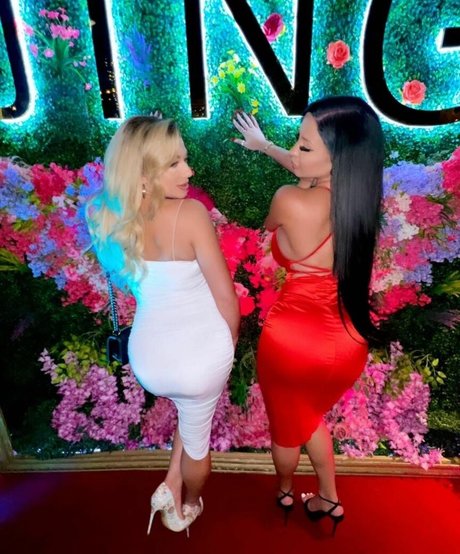 Laylawhite high quality pornstar pictures