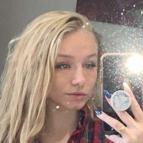 Hannah Woods pornstar beautiful photo