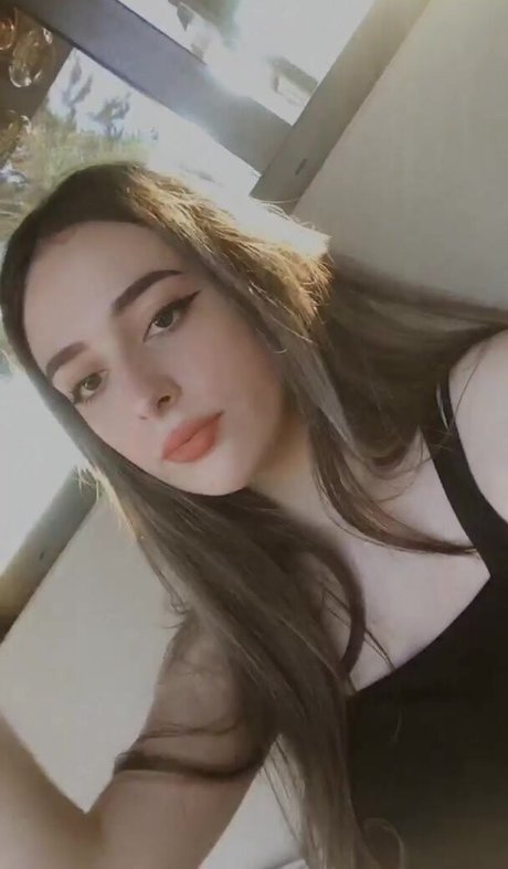 Sarah White adult star picture