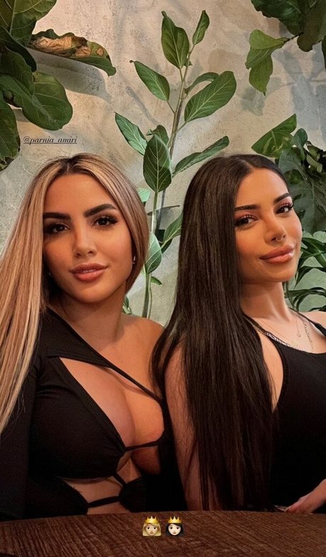 foreignbabie naked star image