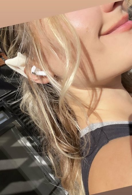 caracagl model porn galleries