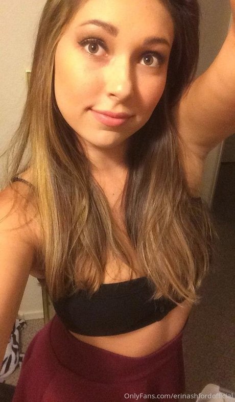 erinashfordofficial best star pic