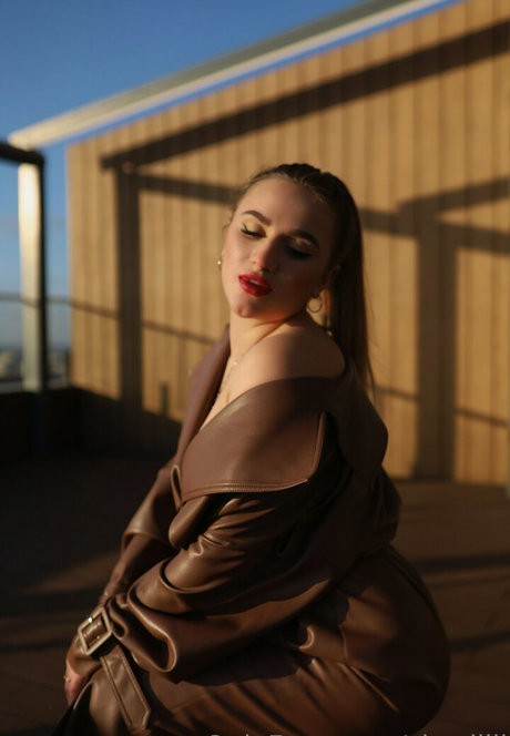 shy lilli pornstar high quality pic