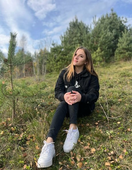 shy lilli star hd pics