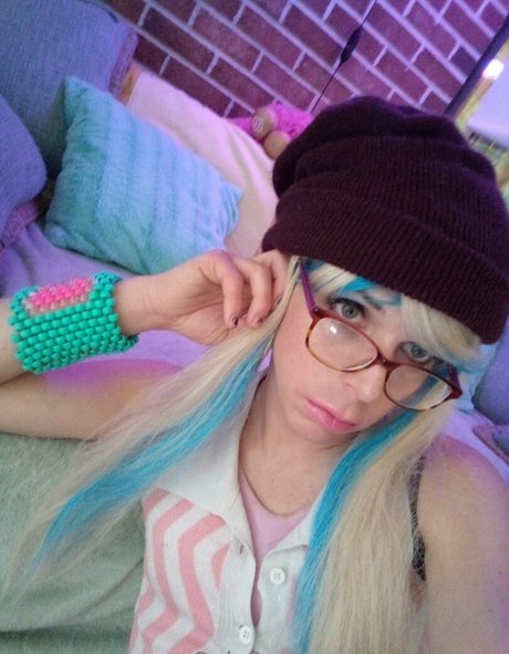 jizzyjennaa pornstar high quality images