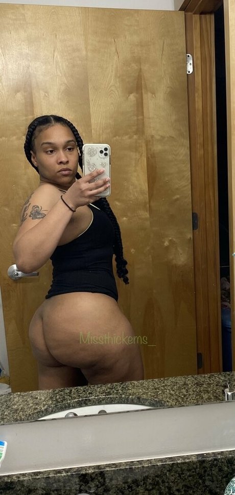 missthickems xo nudes pornstar image