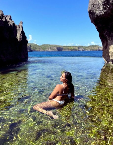 Andrea Boldbody nudes actress img