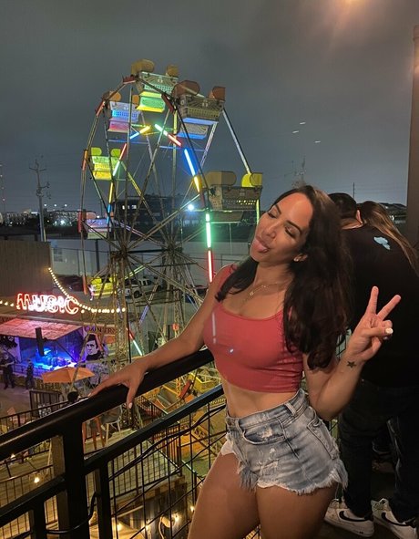 Andrea Boldbody naked star pics