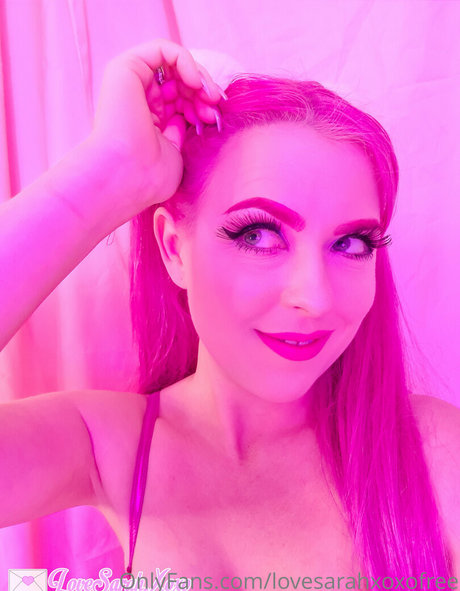 lovesarahxoxofree exclusive model pictures