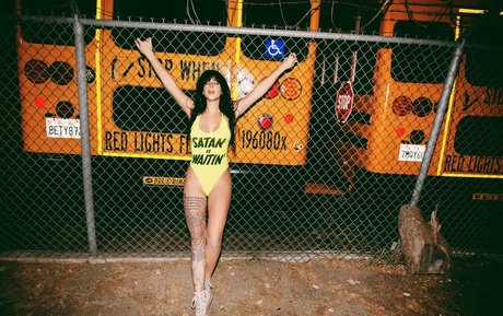 Reedsuicide star hot archive