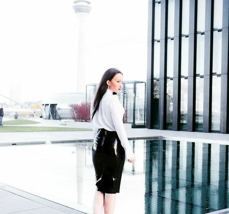 Miss Vanessa Pur high quality star image