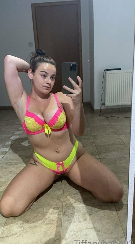 Tiffany Kelly top model photo