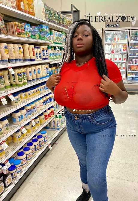 therealzoey nice star pic