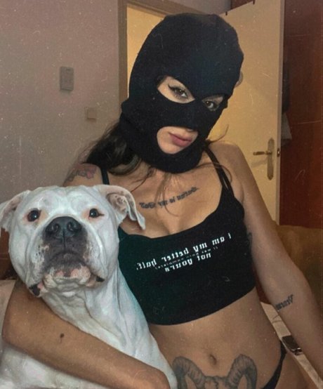 hard 666 star sexy pics