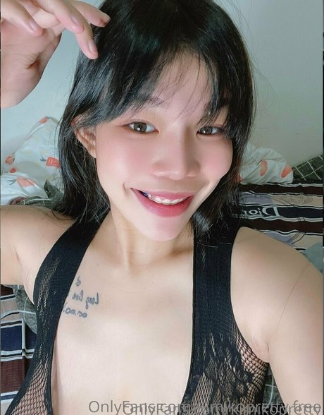 Kimikopretty pornstar nude gallery